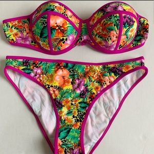 Brand new only tried on bikini